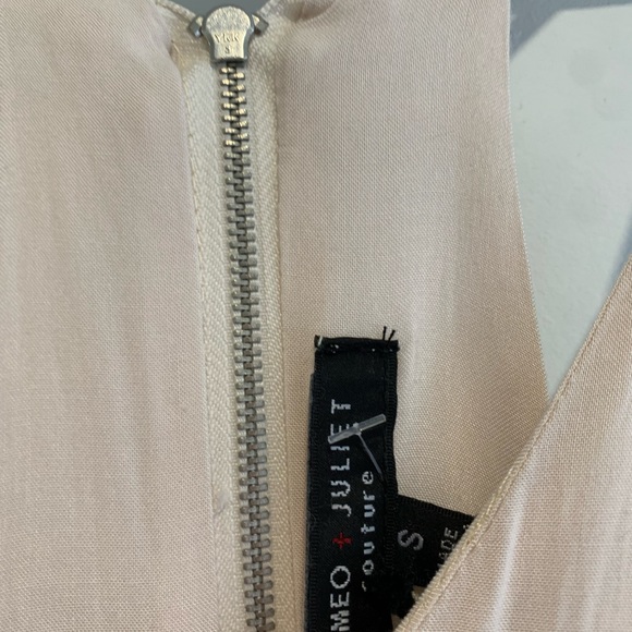 Romeo + Juliet Couture mini dress - Picture 6 of 12